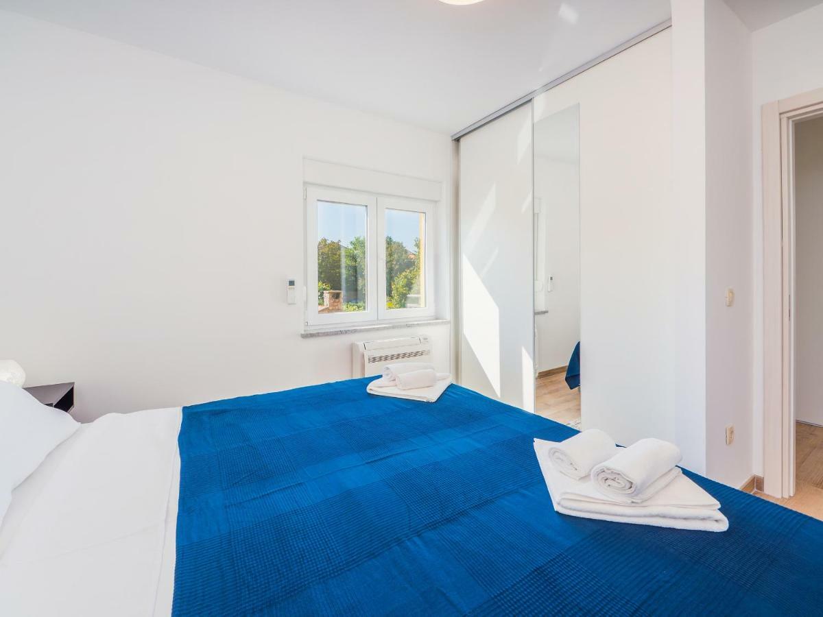 Appartments Adriatic Omišalj Εξωτερικό φωτογραφία